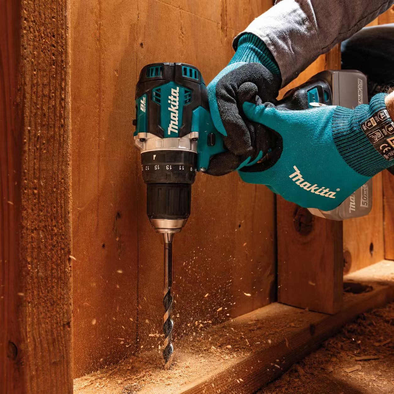Makita DDF487 10mm Brushless H - مراجعة Power Tools Aeg وسعره